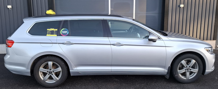 Vw Passat 1+4 henkilöä